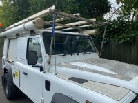 LAND ROVER DEFENDER 110