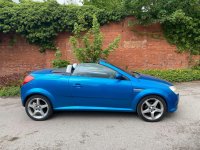 VAUXHALL TIGRA