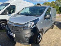 VAUXHALL VIVARO