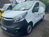 VAUXHALL VIVARO