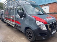 NISSAN NV400