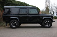 LAND ROVER DEFENDER 110