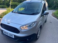 FORD TRANSIT COURIER