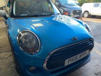 MINI HATCH